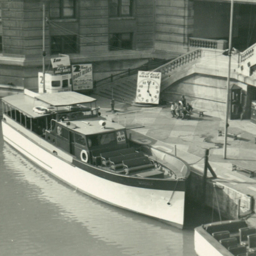 Wendella-Mission-Dock1950s.jpg